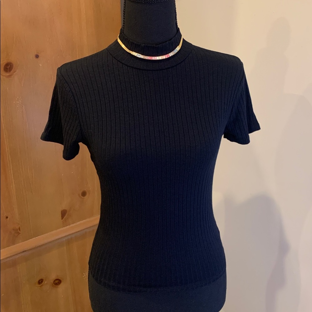 🌹Y2K Heart & Hips • Ribbed Short-Sleeve Crop Knit Top - Black